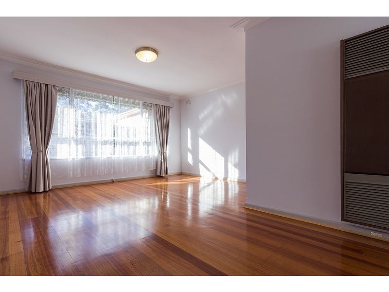 2/12 Somers St, Burwood VIC 3125