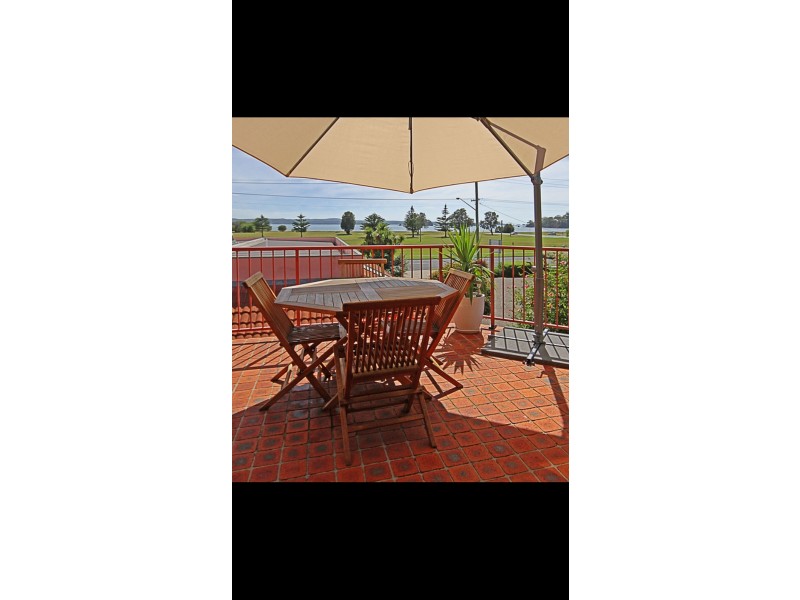 4/212 Beach Rd, Batehaven NSW 2536