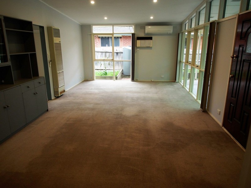 5 Devon Ct, Frankston VIC 3199