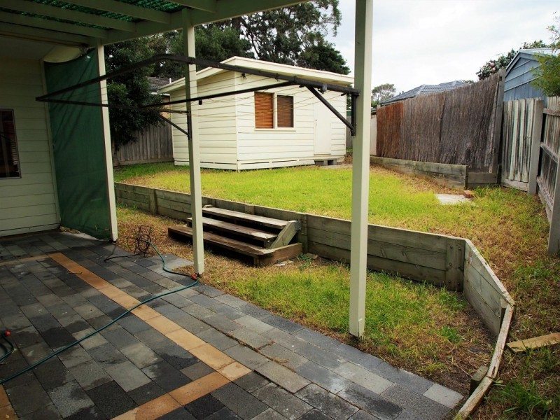 5 Devon Ct, Frankston VIC 3199