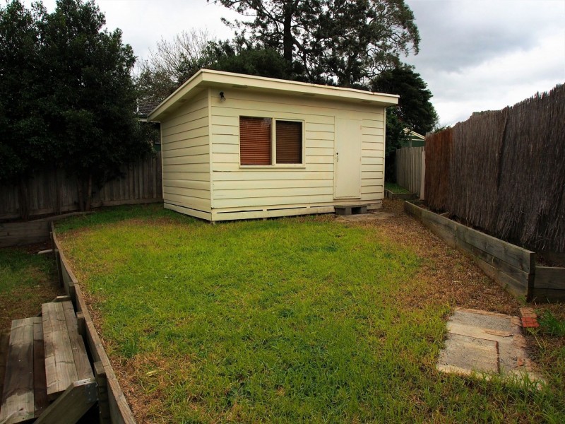 5 Devon Ct, Frankston VIC 3199