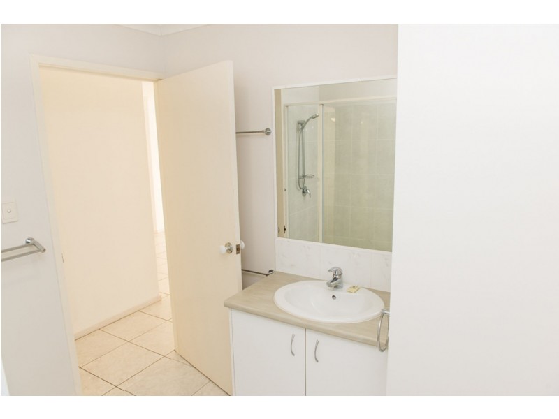 13/2A Albatross Ave, Aroona QLD 4551
