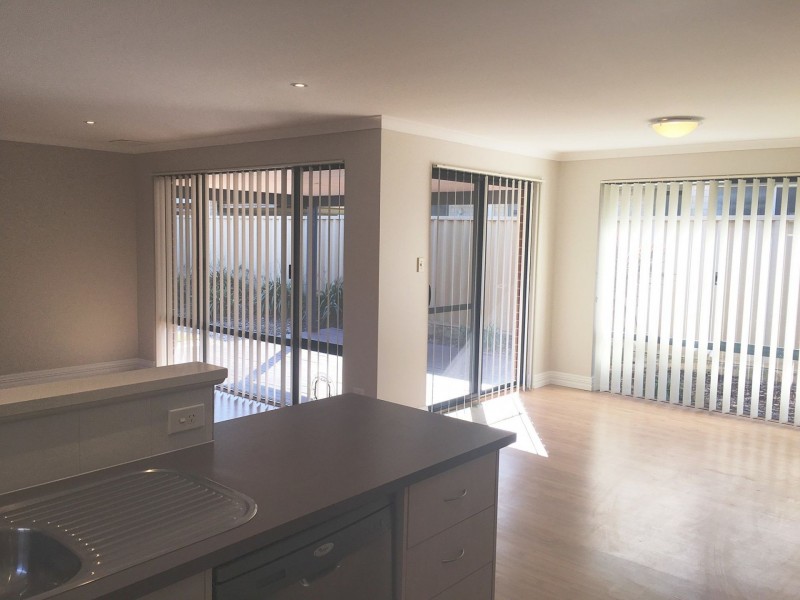 19 Whitland St, Butler WA 6036