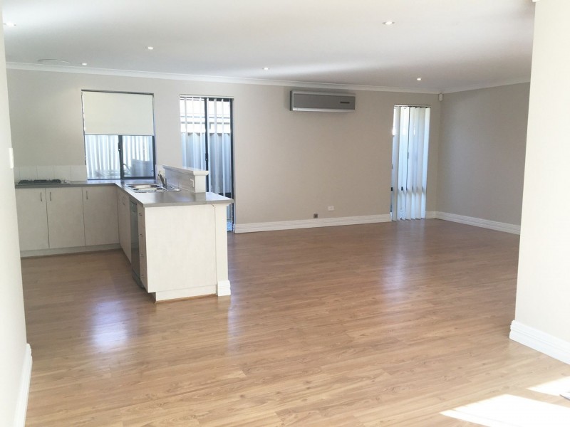 19 Whitland St, Butler WA 6036