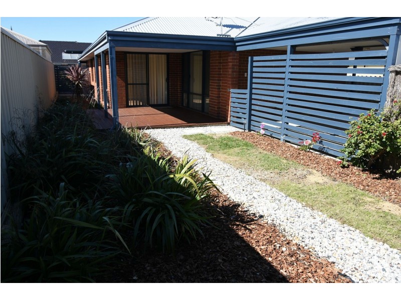 19 Whitland St, Butler WA 6036