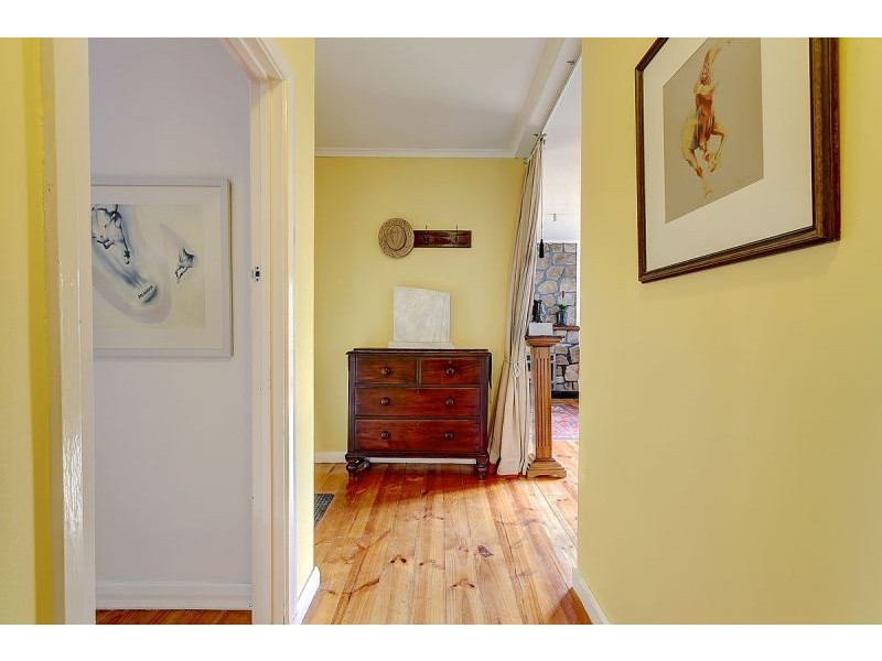 69 Strathalbyn Rd, Aldgate SA 5154