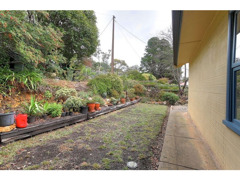 69 Strathalbyn Rd, Aldgate SA 5154