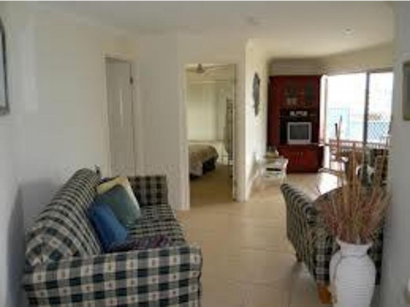 30 Bione Ave, Banora Point NSW 2486