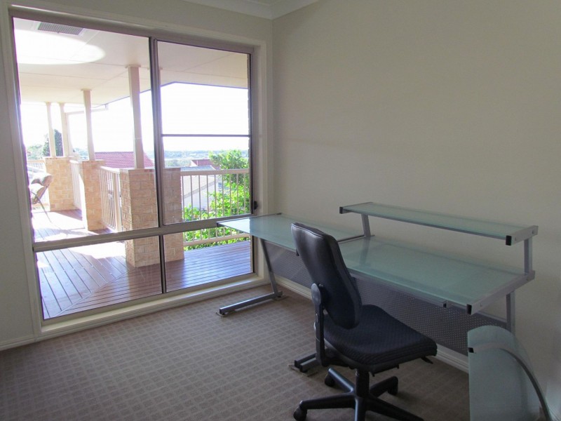 30 Bione Ave, Banora Point NSW 2486