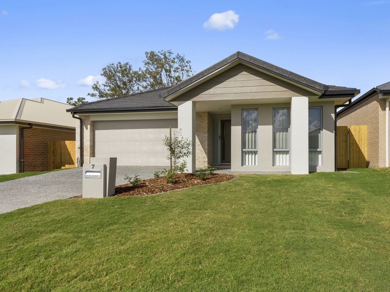 7 Cassius Way, Ormeau QLD 4208