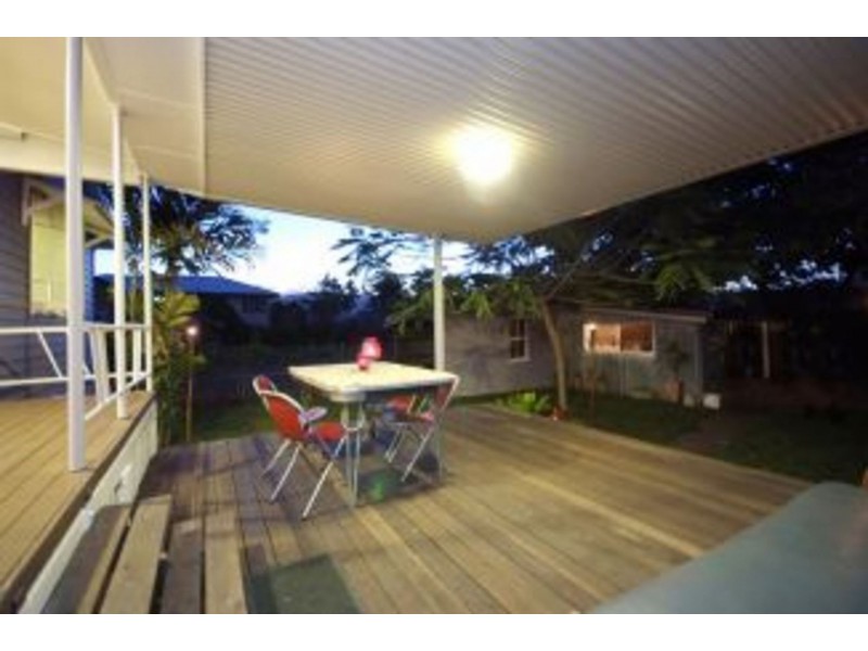 20 Morehead St, Bungalow QLD 4870
