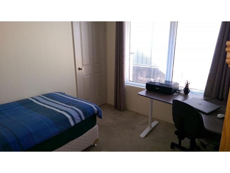 15 Lambeth Cir, Wellard WA 6170