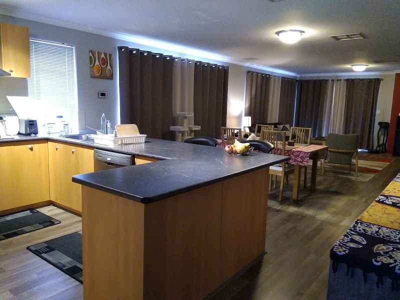 15 Lambeth Cir, Wellard WA 6170