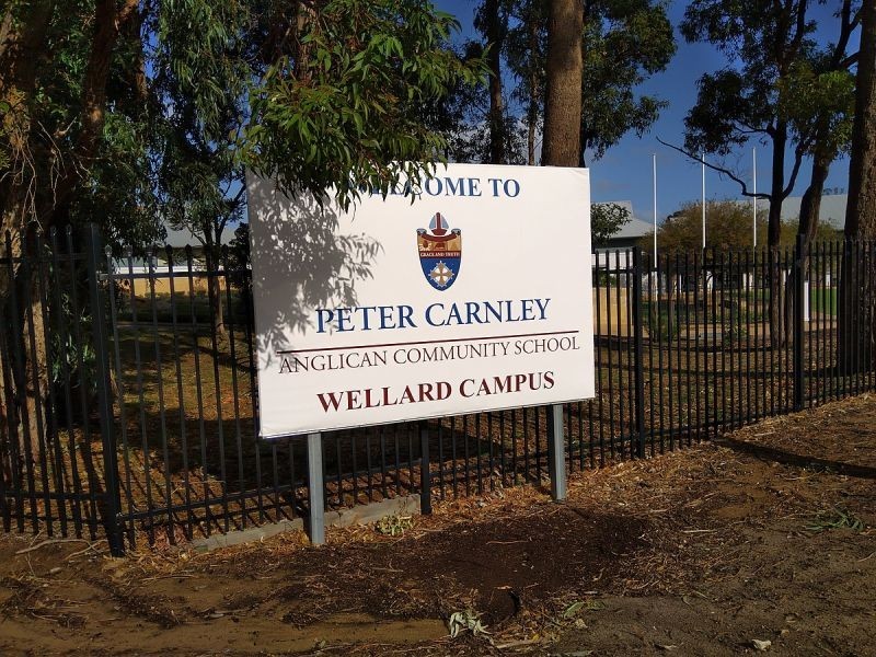 15 Lambeth Cir, Wellard WA 6170