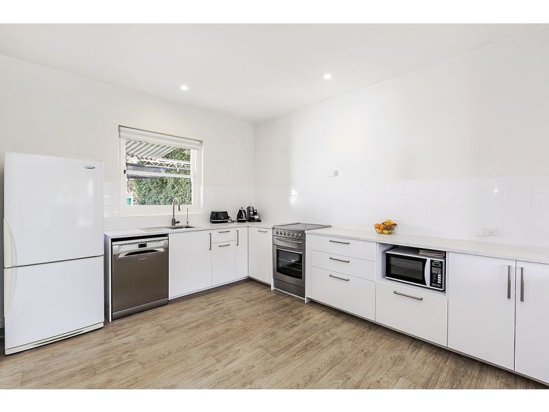 8 Swinburne Ave, Plympton Park SA 5038