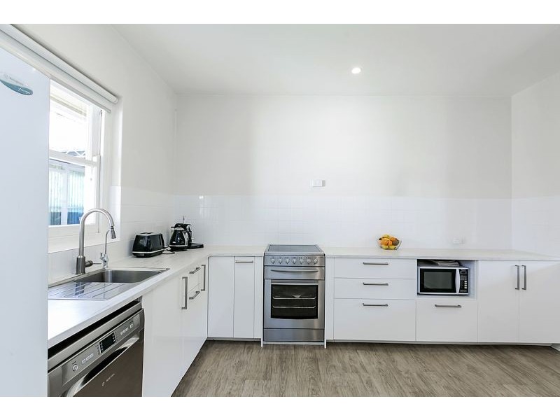 8 Swinburne Ave, Plympton Park SA 5038