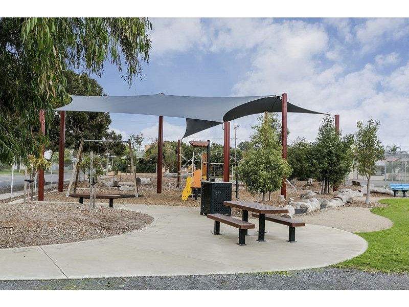 8 Swinburne Ave, Plympton Park SA 5038