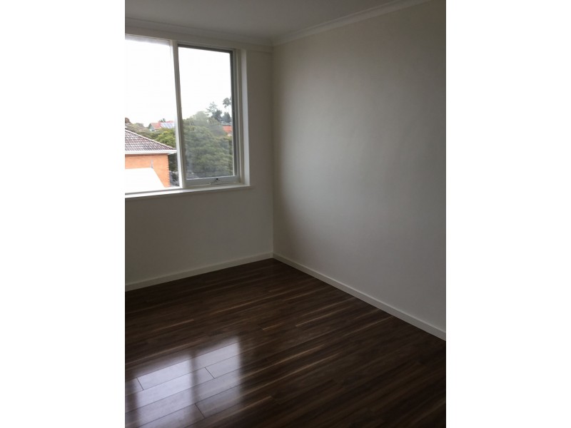1158 Dandenong Rd, Carnegie VIC 3163