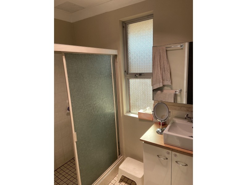 8 Ellison Dr, Langford WA 6147