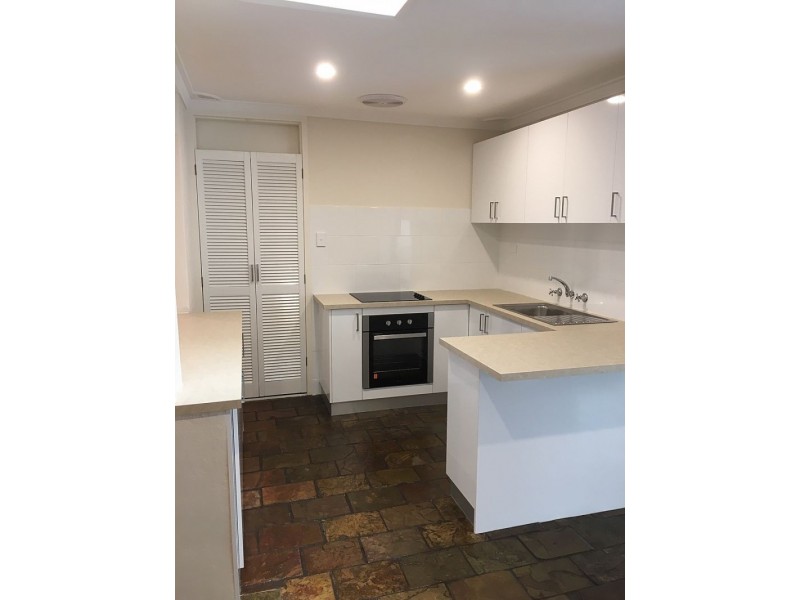 25 Fenellia Cres, Craigie WA 6025