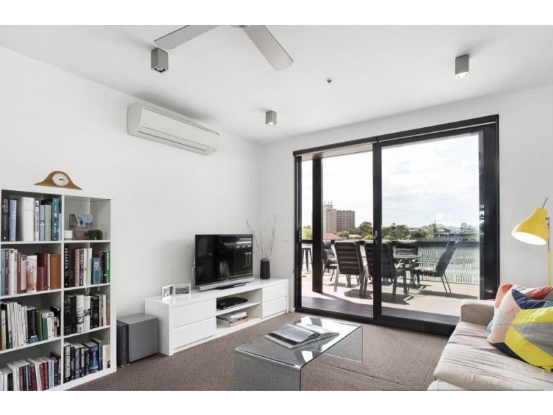 302/43 Duke St, St Kilda VIC 3182