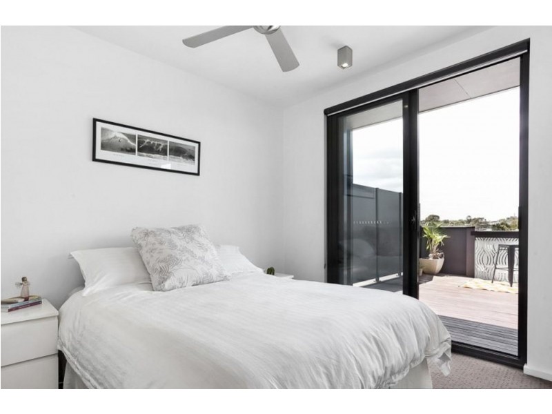 302/43 Duke St, St Kilda VIC 3182
