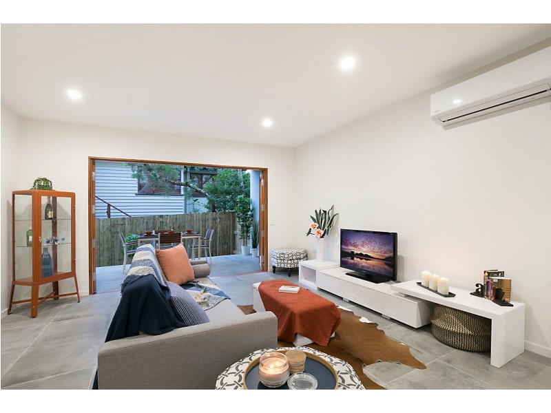8/165 Ekibin Road East, Tarragindi QLD 4121