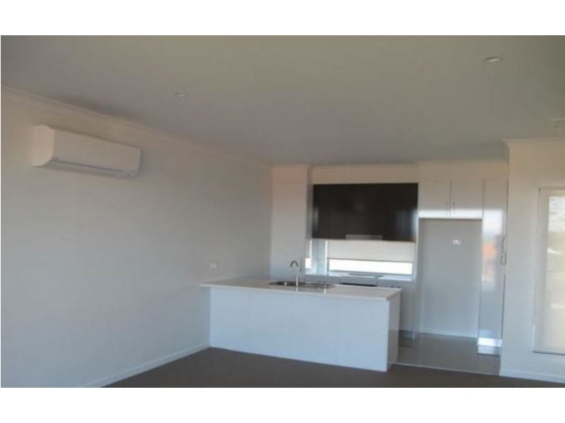 1/25 Passage St, Cleveland QLD 4163