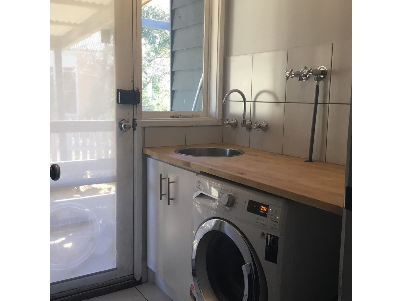 24 Dundas St, Lancefield VIC 3435