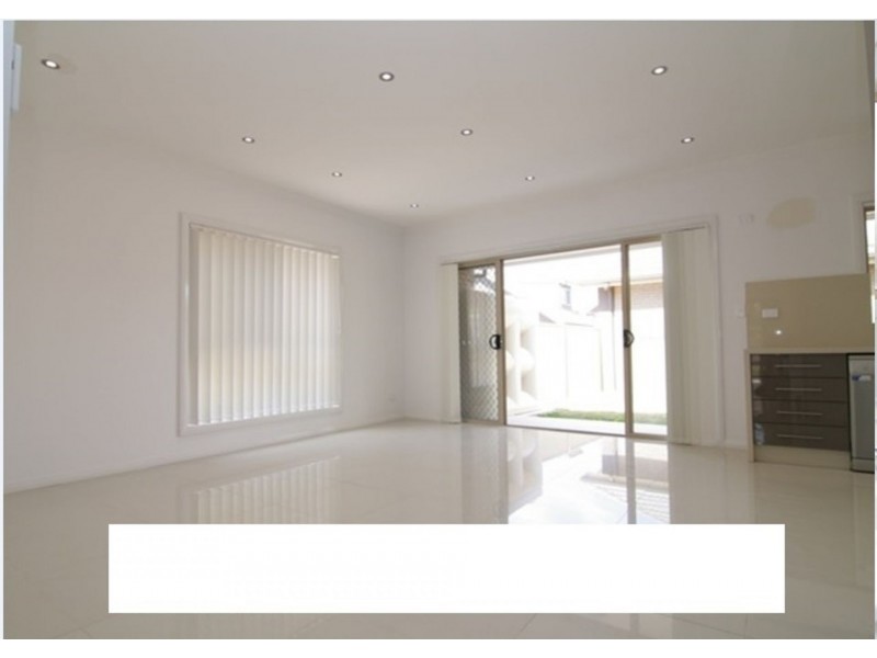 1/61 Marco Ave, Revesby NSW 2212