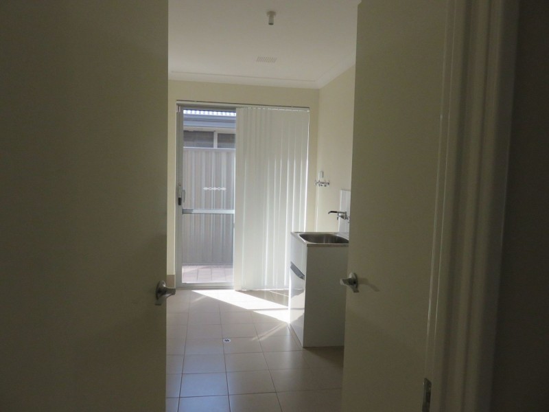 14 Ellsworth Rd, Wellard WA 6170