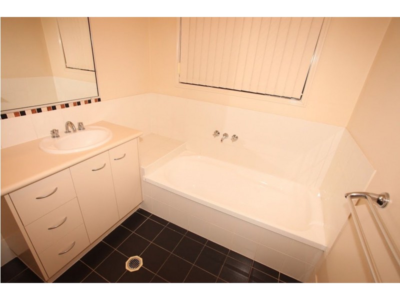 28 Ronnex Pl, Aspley QLD 4034