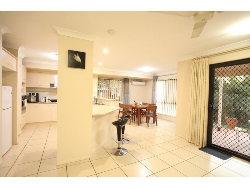 28 Ronnex Pl, Aspley QLD 4034