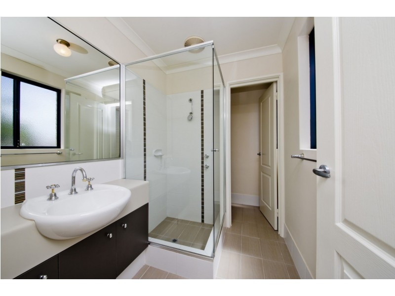 30C Eden St, Innaloo WA 6018