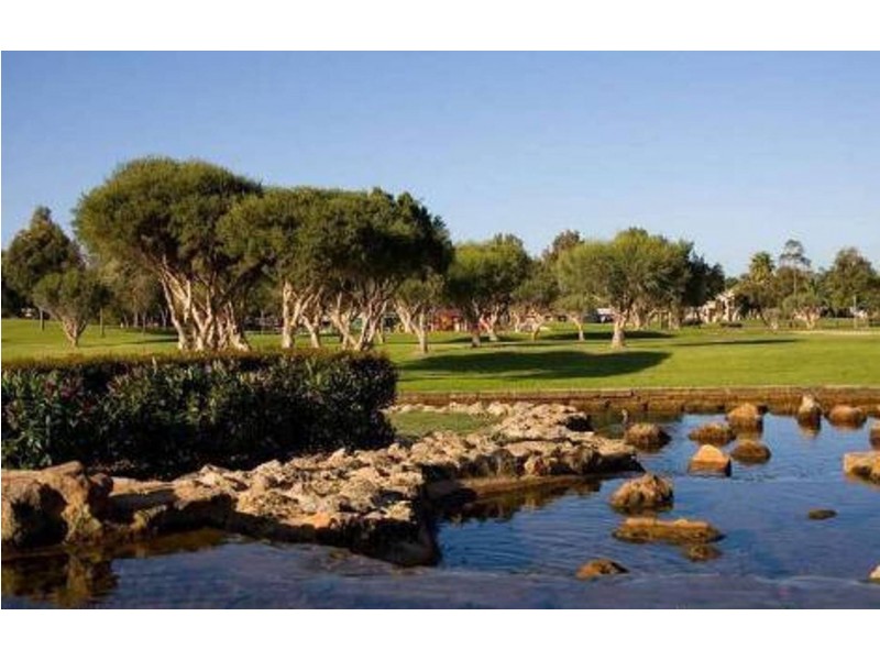 33 Talia Dr, Stirling WA 6021