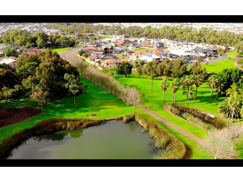 33 Talia Dr, Stirling WA 6021