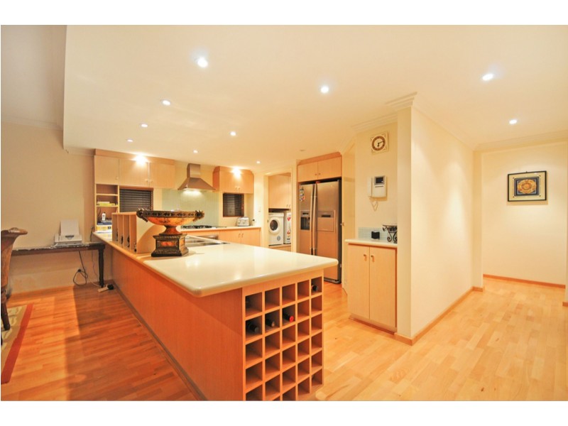 33 Talia Dr, Stirling WA 6021