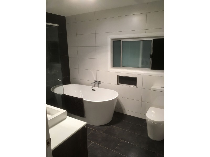 146 Newnham Rd, Mount Gravatt East QLD 4122