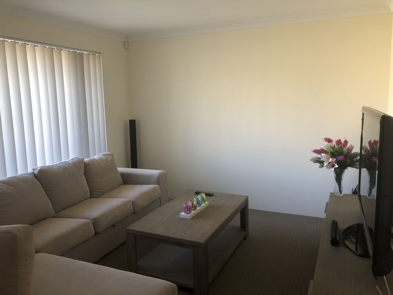 66 Equinox Ave, Eglinton WA 6034