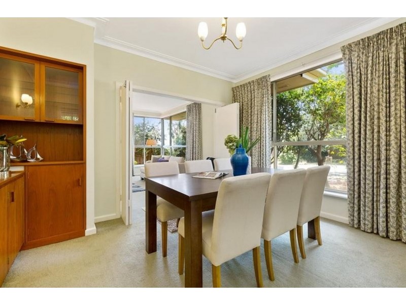 13 Alimar Rd, Glen Waverley VIC 3150