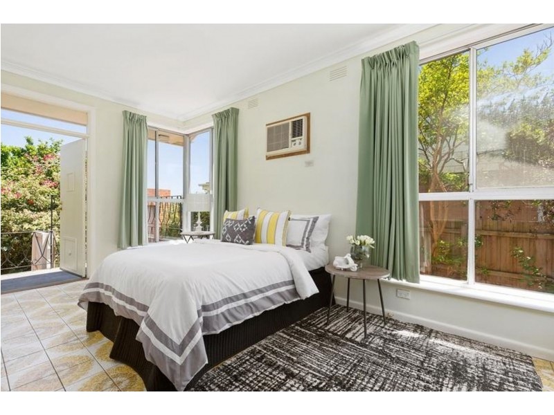 13 Alimar Rd, Glen Waverley VIC 3150