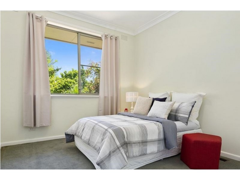 13 Alimar Rd, Glen Waverley VIC 3150