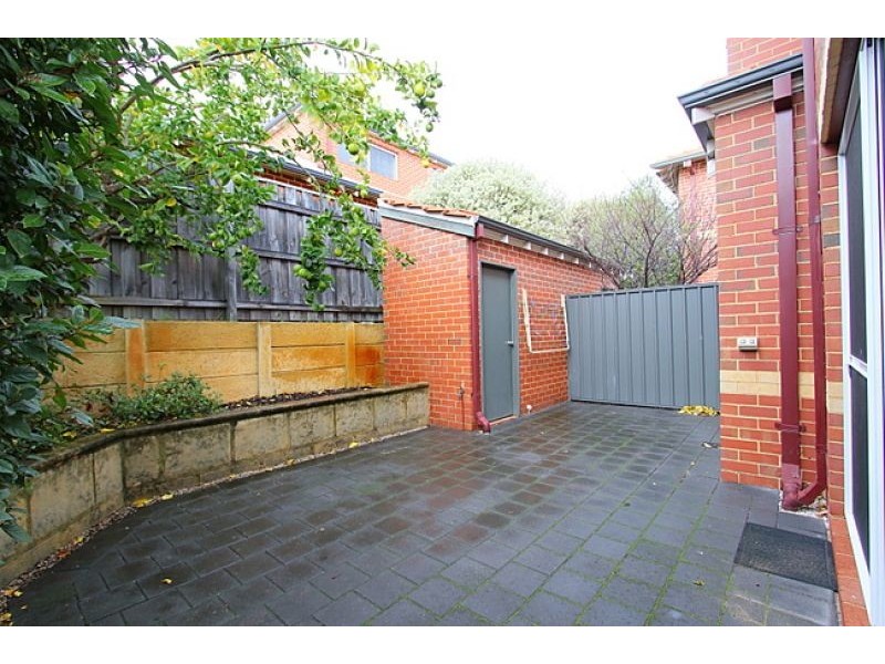 7/8-10 Salford St, Victoria Park WA 6100