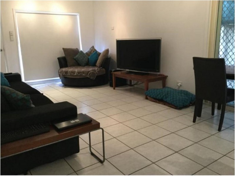 3/8 Boden St, Yorkeys Knob QLD 4878