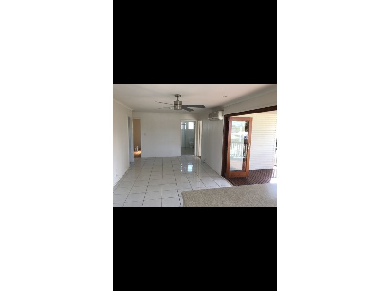 18 Lloyd George St, Eastern Heights QLD 4305