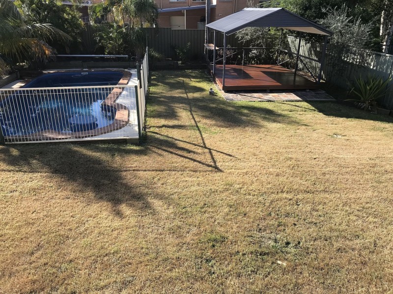 18 Lloyd George St, Eastern Heights QLD 4305