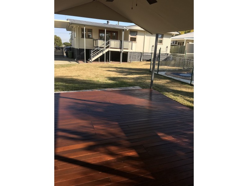 18 Lloyd George St, Eastern Heights QLD 4305
