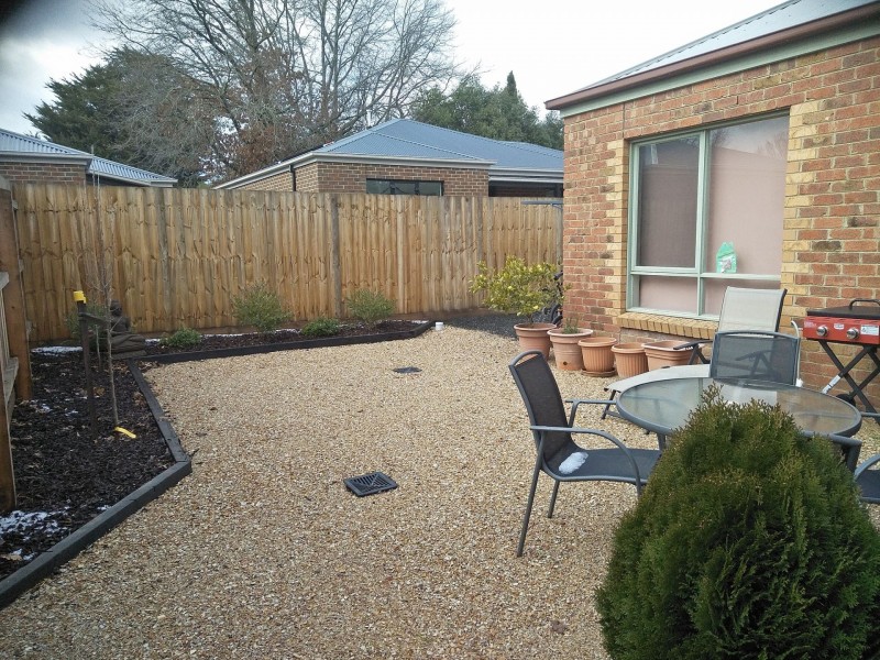 4A Burke St, Woodend VIC 3442