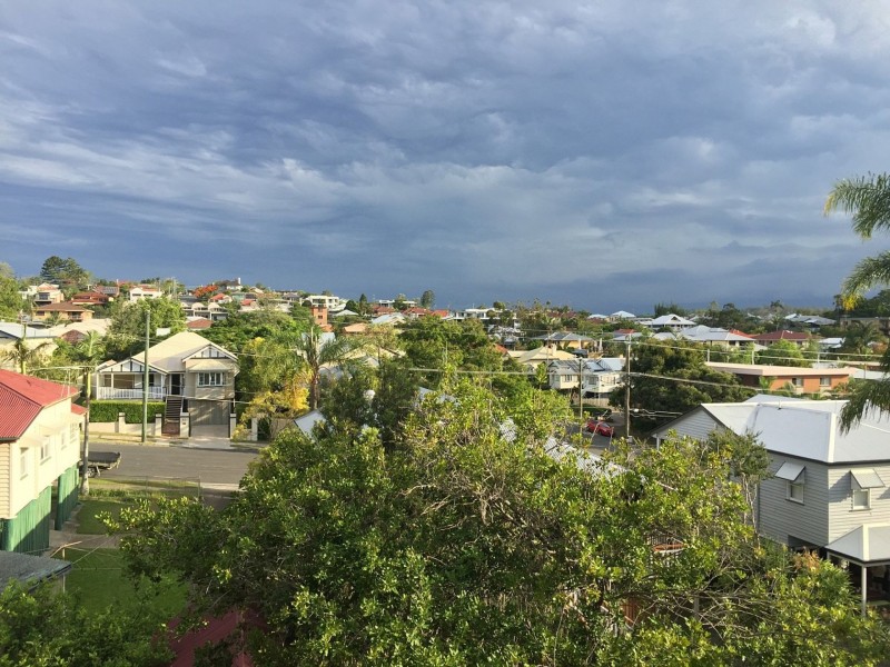 4/379 Cornwall St, Greenslopes QLD 4120