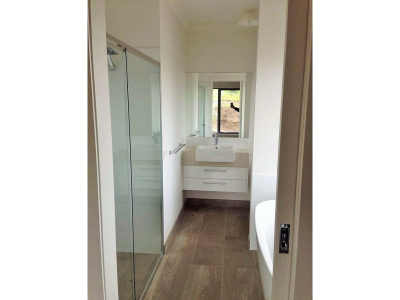 183 West Fyans St, Newtown VIC 3220